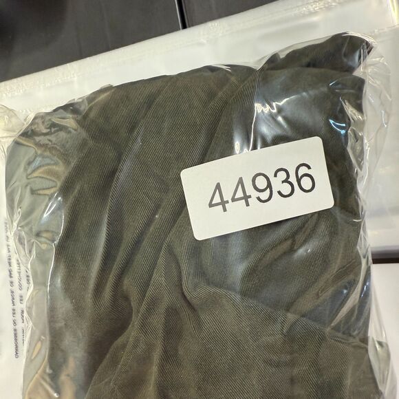 A New Day Pants Women 2XL Gray High Rise Flat Front Tapered Chino Drawstring - Picture 9 of 9